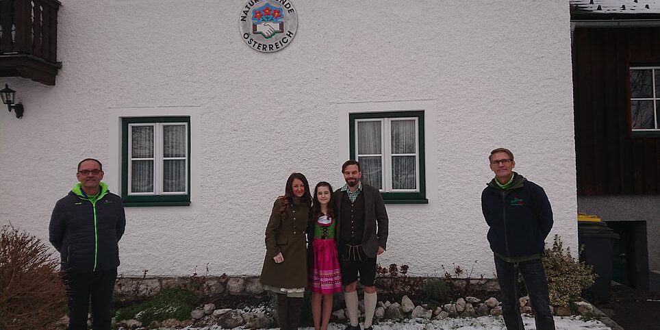 2454932_teaser-maxi_1w13eG_P1kcwS