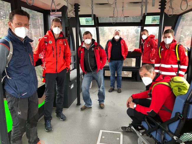 745f2b4a-7d26-47e6-9847-b2f144121534